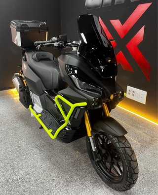 MITT ADV X-PRO 125 Negra Mate