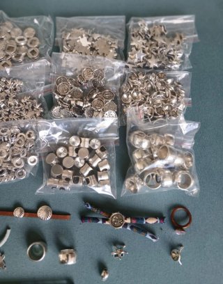 Lote  Colgantes  pasantes para Pulseras y collares