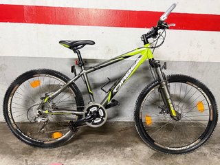 Bicicleta Orbea Gris y Verde
