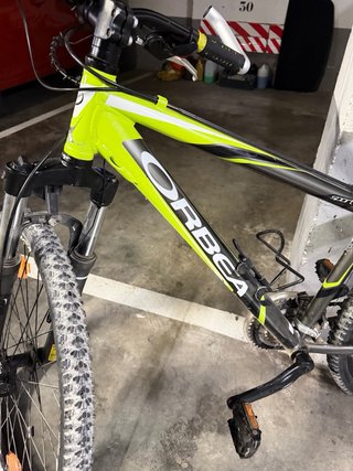 Bicicleta Orbea Gris y Verde