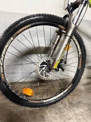 Bicicleta Orbea Gris y Verde