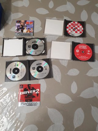 Giochi PS1 PAL ITA Bugs bunny e taz,  tekken 2 ecc