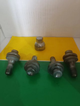 Tornillos Peugeot Rifter / Citroën Berlingo III