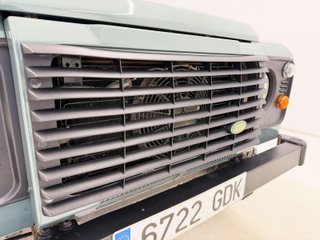 Land Rover Defender 90 TD5 SW 90 kW (122 CV)