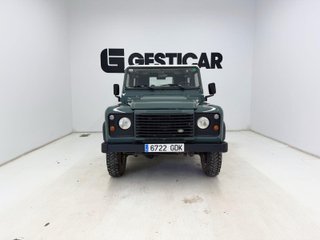 Land Rover Defender 90 TD5 SW 90 kW (122 CV)