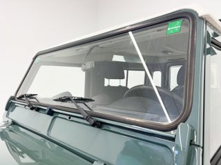 Land Rover Defender 90 TD5 SW 90 kW (122 CV)
