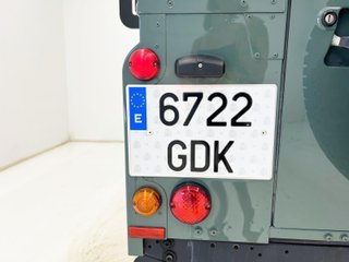 Land Rover Defender 90 TD5 SW 90 kW (122 CV)