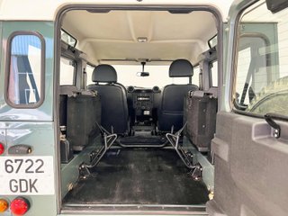 Land Rover Defender 90 TD5 SW 90 kW (122 CV)