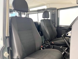 Land Rover Defender 90 TD5 SW 90 kW (122 CV)