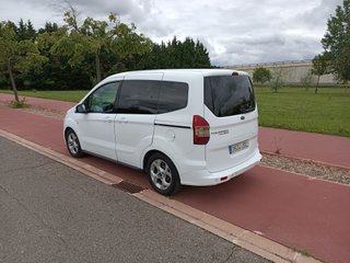 Ford Tourneo Courier 1.5TDCI 95CV