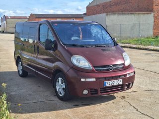Opel Vivaro 2004