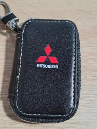 Funda Llavero Coche Mitsubishi Negra