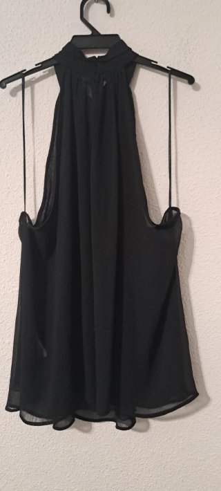 Blusa Zara Negra con Volantes