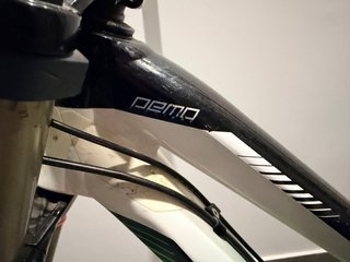 Specialized Demo 8