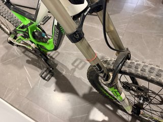 Specialized Demo 8