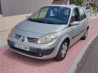 Renault essceni 2005