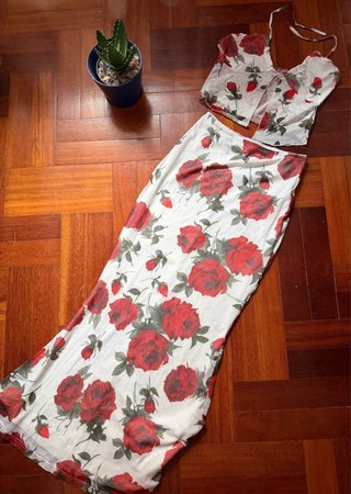 Conjunto falda y top floral