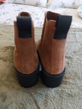 Botines chelsea ante marrón Stradivarius