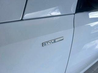 Peugeot 308 STYLE 1.5 HDI 102cv