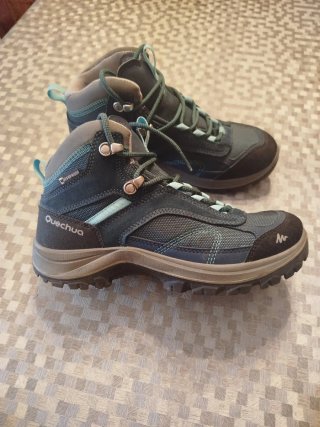 Botas de montaña Quechua