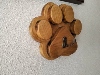 Perchero Huella Madera y Metal