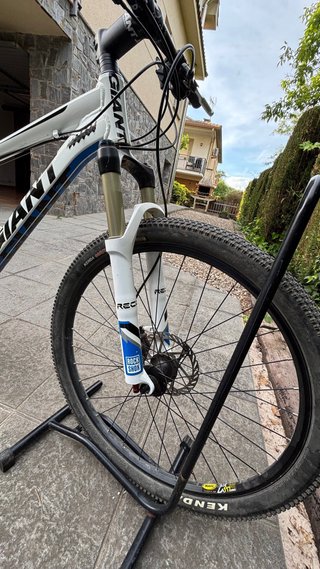Bicicleta Giant Blanca
