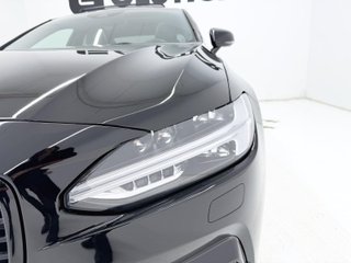 Volvo S90 B4 G R-Design Auto 145 kW (197 CV)