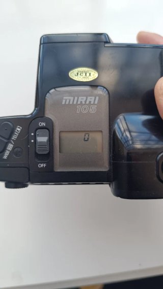 Máquina Fotográfica Analógica Ricoh Mirai 105