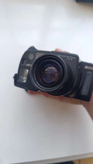 Máquina Fotográfica Analógica Ricoh Mirai 105