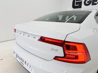 Volvo S90 2.0 D4 Momentum Auto 140 kW (190 CV)