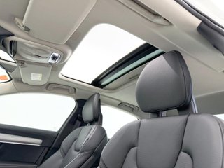 Volvo S90 2.0 D4 Momentum Auto 140 kW (190 CV)