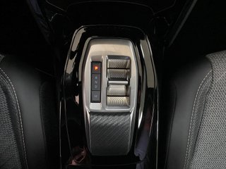 Peugeot 2008 Allure Hybrid 1.2 145CV eDCS6 MHEV!!!