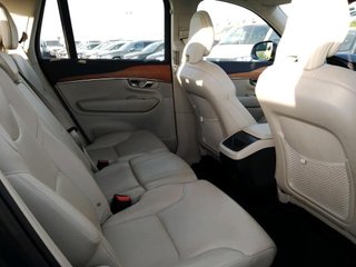 Volvo XC90 B5 D Momentum Pro AWD Auto 173 kW (235 CV)