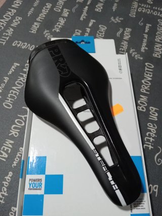 Sillín Pro Stealth Carbono