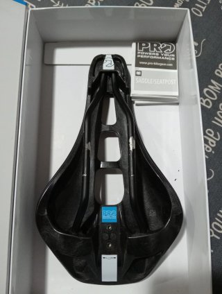 Sillín Pro Stealth Carbono