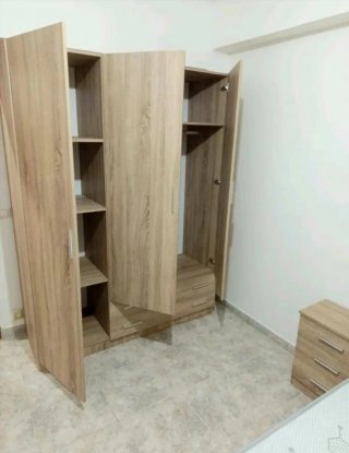 Armadi moderni in legno