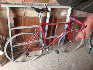 Bicicleta clásica de carretera Otero