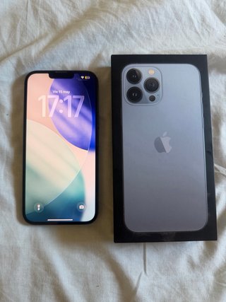 iPhone 13 Pro Azul alpino + 2 Carcasas originales