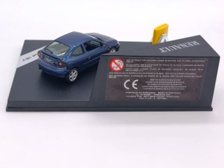 RENAULT MEGANE COUPE 16V 1:43 VITESSE