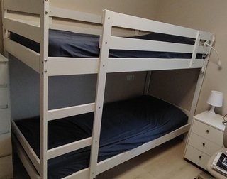Litera MYDAL blanca 90x200cm cama nido y colchones