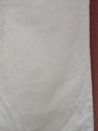 Pantalones blancos acampanados mujer
