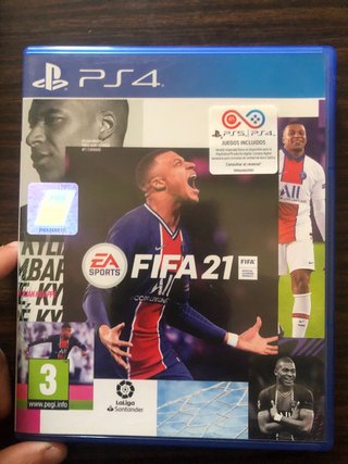 Confezione da 5 giochi PS4: GTA V, FIFA 18, 20, 21, 22