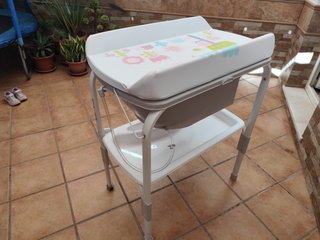 Bañera Bebé Jané Flip Happy Days