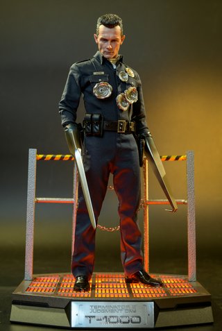 T-1000 2.0 Hot Toys MMS774