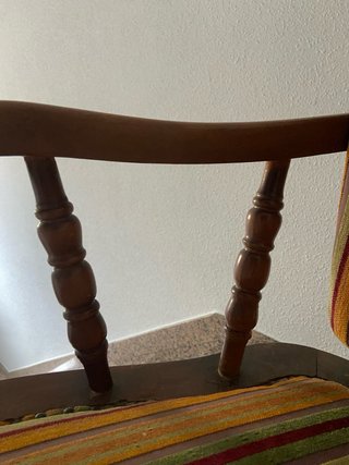 Silla mecedora antiguo restaurado