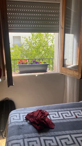 Habitacion para chica. En alquiler.
