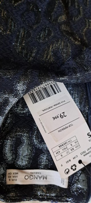 Traje Mango Negro y Plateado