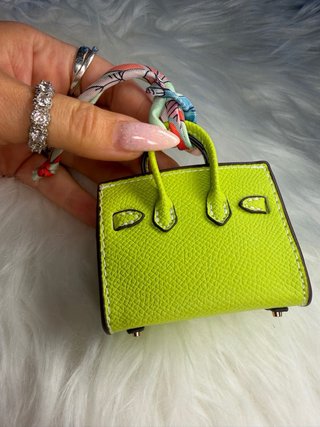 Mini bolso verde 7.5 x 7.5 cm