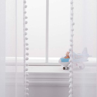 Cortinas Infantiles Pompones Rosa y Blanco