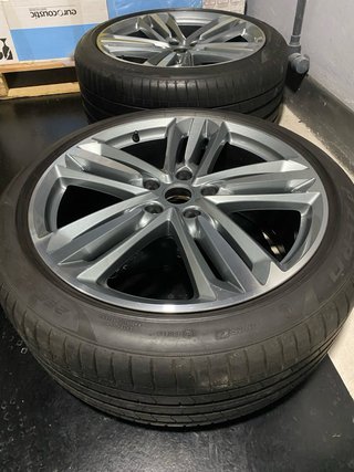 Llantas BENTLEY Continental 21” perfecto estado.